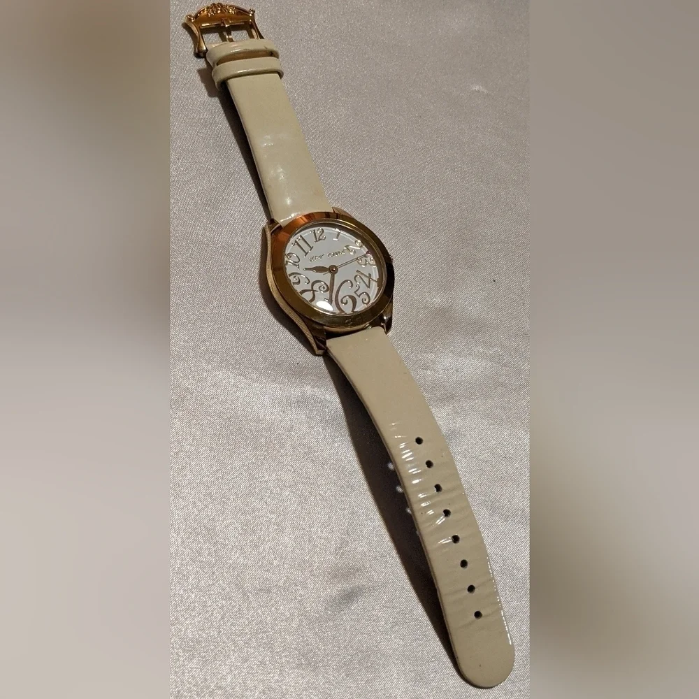Betsey Johnson Quartz Analog Ladies Watch Gold Tone BJ2137 Patent Leather
